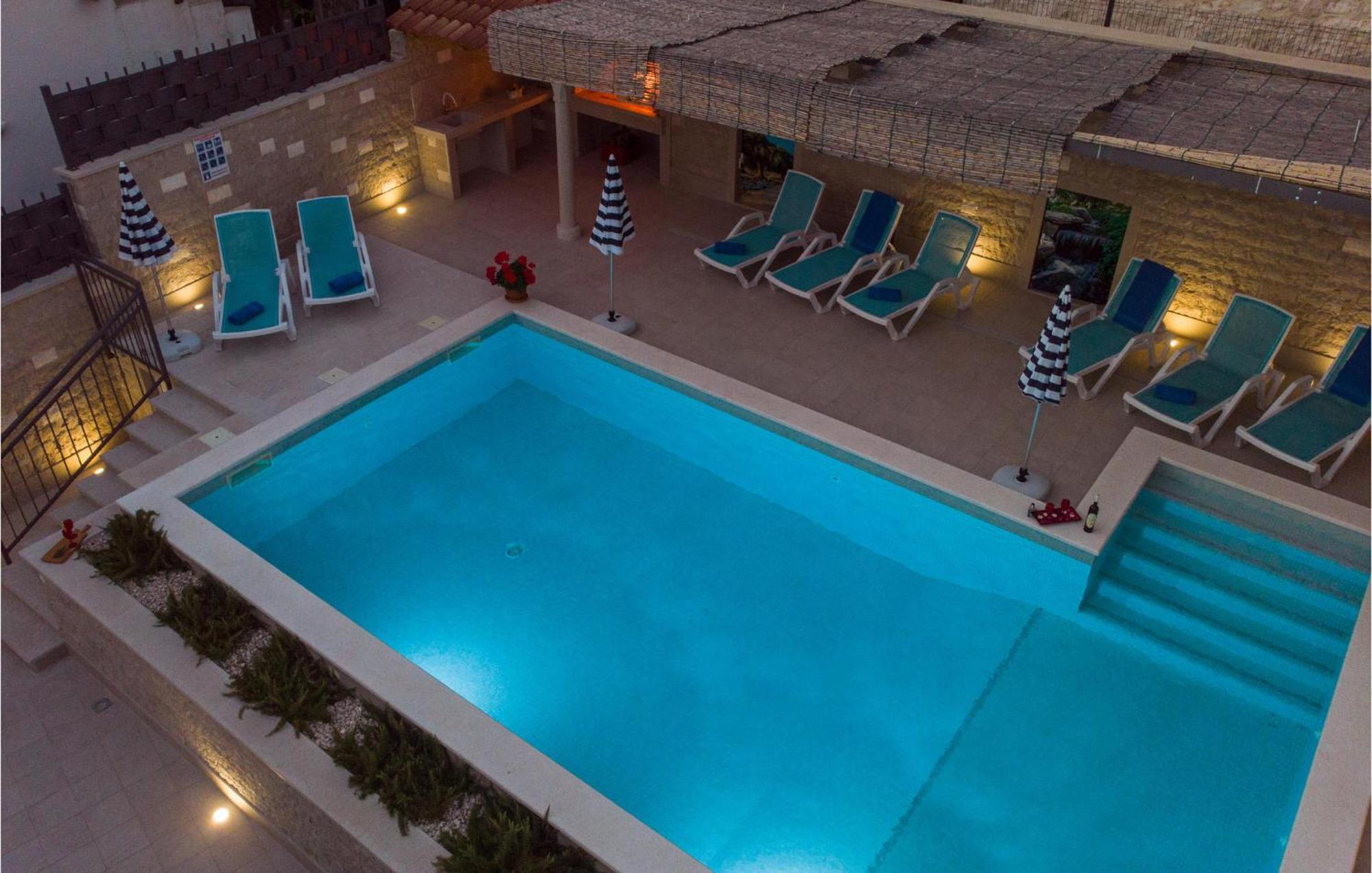 Lovely Home In Klek With House A Panoramic View Εξωτερικό φωτογραφία
